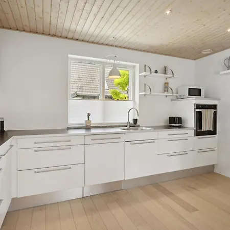 Feriehus In Kge With Wifi And 3 Bedrooms *