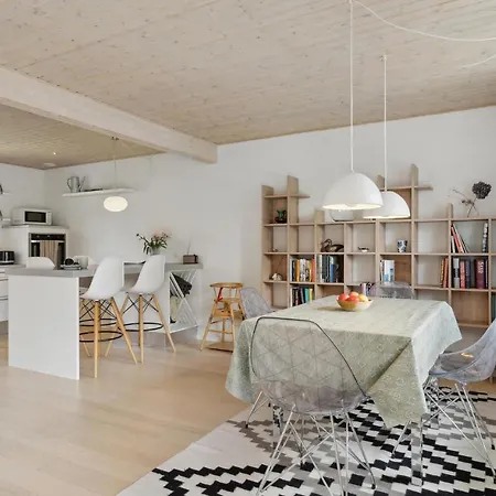 Feriehus In Kge With Wifi And 3 Bedrooms